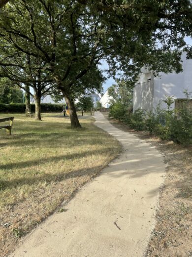 Réalisation d'allée en gravier fin