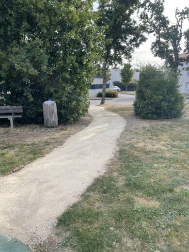 Réalisation d'allée en gravier fin