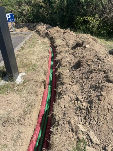 pose de réseau électrique