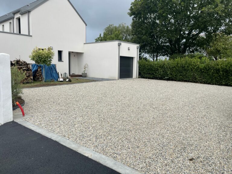 Pose de gravier sur stabilisateur Séné