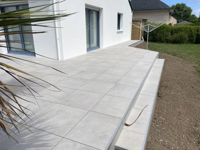 Dallage pour terrasse à Vannes vue escalier