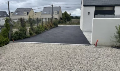 Pose d'enrobé à Séné