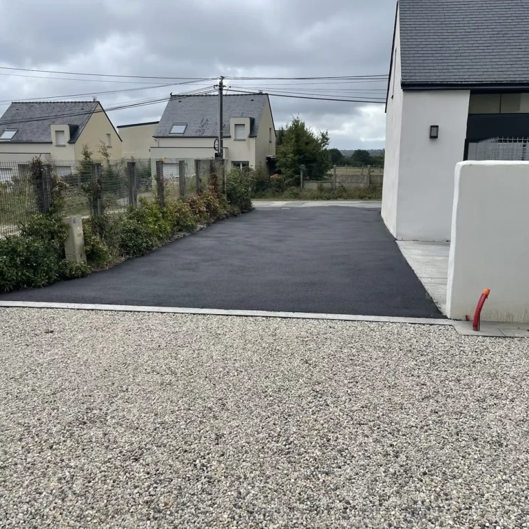 Pose d'enrobé à Séné